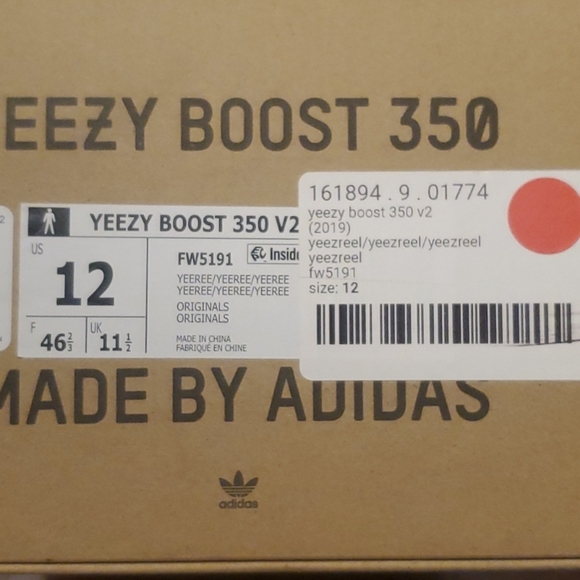 Yeezy Boost 350 - Picture 6 of 6
